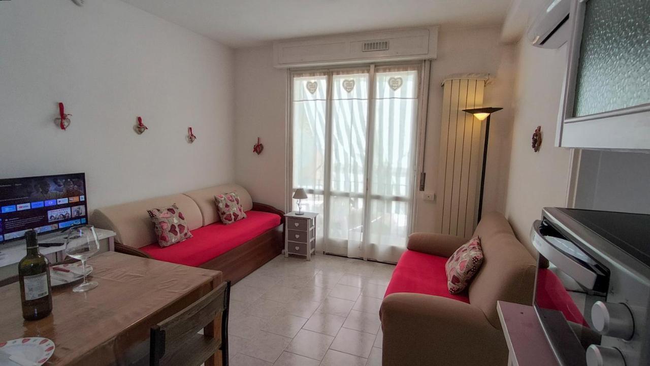 Sweetheart Apartment بوستو أرسيزيو المظهر الخارجي الصورة